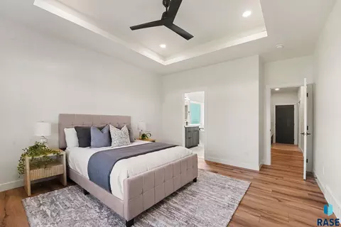 Bedroom - 5508 E Morningside Cir, Sioux Falls, SD 57110 photo 1 of 8