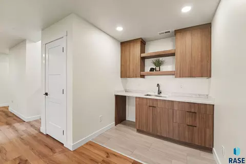 Other - 5508 E Morningside Cir, Sioux Falls, SD 57110 photo 7 of 10