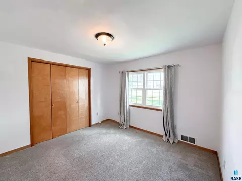 Bedroom - 201 S Section Line St, Howard, SD 57349 photo 1 of 10