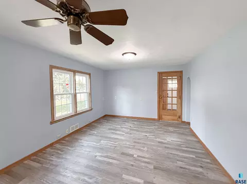 Living - 201 S Section Line St, Howard, SD 57349 photo 3 of 4