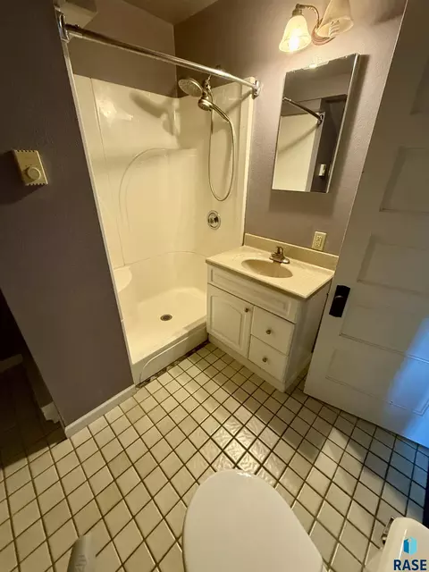 821 E 2nd Ave, Mitchell, SD 57301 photo 28
