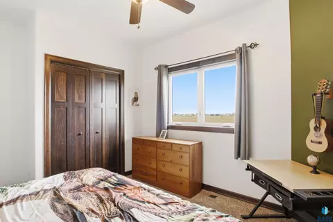 Bedroom - 46878 270th St, Tea, SD 57064 photo 4 of 4