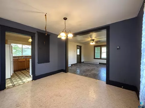 Dining - 603 N Broadway Ave, Miller, SD 57362 photo 1 of 1