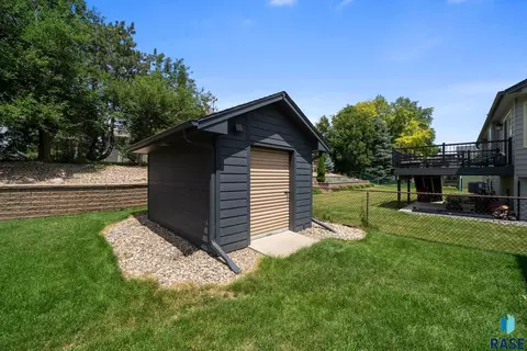 Other - 2004 E Briar Den Ct, Sioux Falls, SD 57108 photo 13 of 13