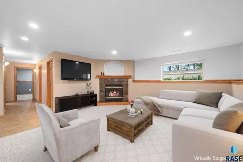 Living - 2004 E Briar Den Ct, Sioux Falls, SD 57108 photo 10 of 13