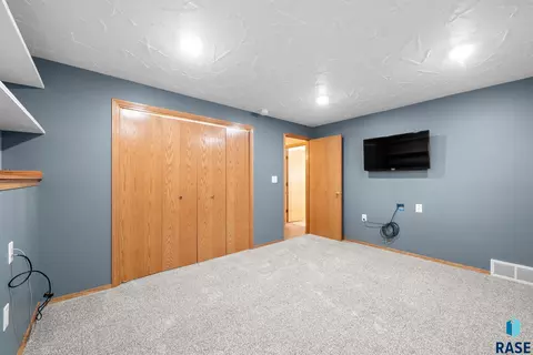 Other - 2004 E Briar Den Ct, Sioux Falls, SD 57108 photo 8 of 13