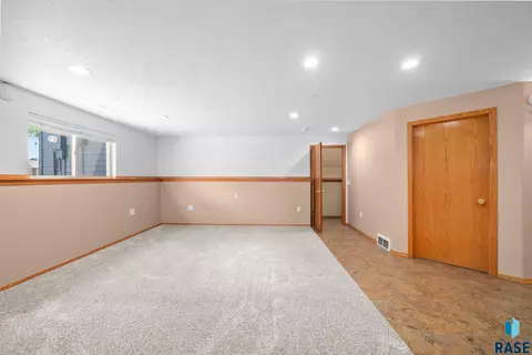 Other - 2004 E Briar Den Ct, Sioux Falls, SD 57108 photo 6 of 13