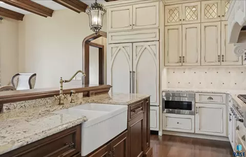 100 E Honors Cir, Sioux Falls, SD 57108 photo 6