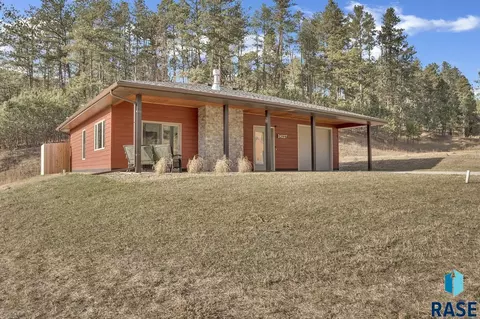 24227 Granite Point Ct, Keystone, SD 57751 photo 2