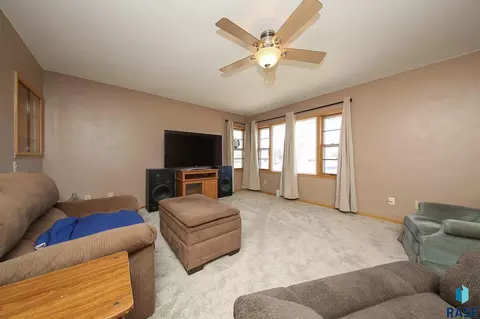 Living - 609 S Main St, Lennox, SD 57039 photo 2 of 3