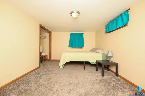 Bedroom - 609 S Main St, Lennox, SD 57039 photo 6 of 6