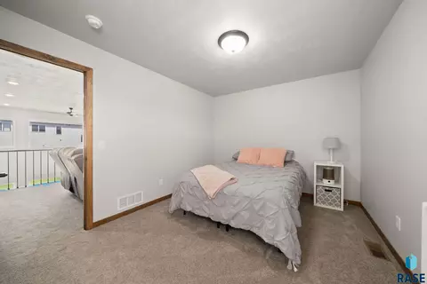 Bedroom - 8133 E Tencate Pl, Sioux Falls, SD 57110 photo 3 of 5