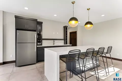 Kitchen - 6701 E Spitfire Cir, Sioux Falls, SD 57110 photo 5 of 5