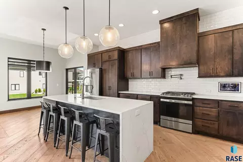 Kitchen - 6701 E Spitfire Cir, Sioux Falls, SD 57110 photo 1 of 5