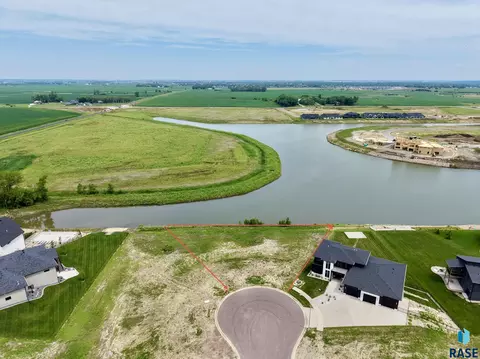 2735 N Swan Cir, Tea, SD 57064 photo 1