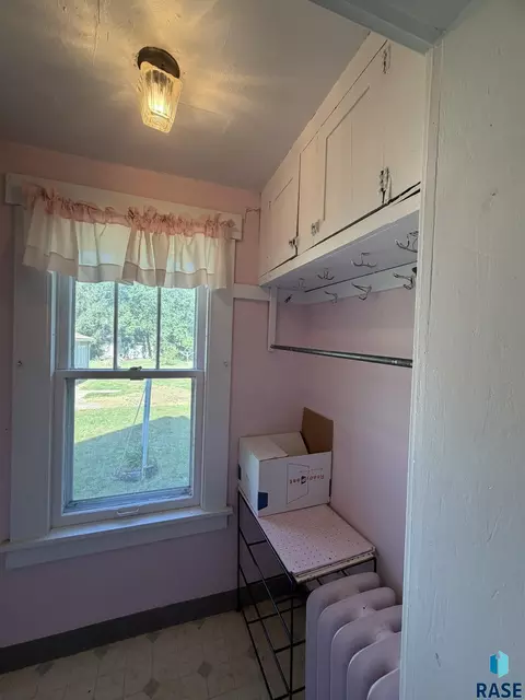 Other - 904 S Cherry St, Freeman, SD 57029 photo 17 of 36