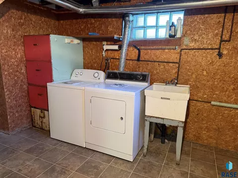 Other - 904 S Cherry St, Freeman, SD 57029 photo 29 of 36