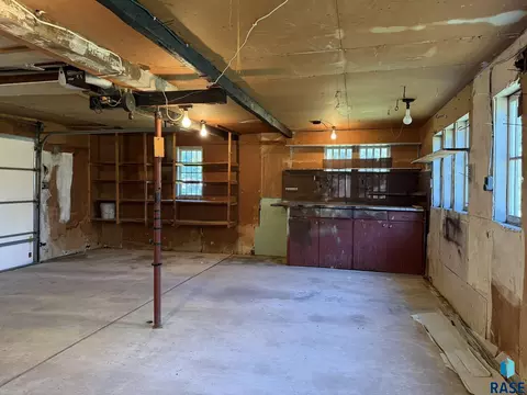 Other - 904 S Cherry St, Freeman, SD 57029 photo 34 of 36