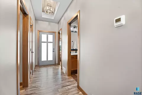 Entry Way - 612 E Lakeview Dr, Brandon, SD 57005 photo 1 of 2