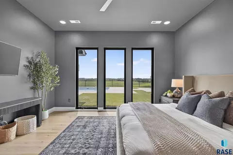 Bedroom - 48259 263rd St, Brandon, SD 57005 photo 2 of 20