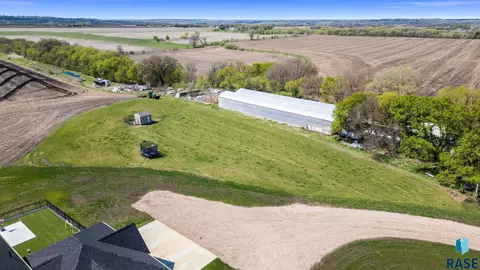 View/Area - 48259 263rd St, Brandon, SD 57005 photo 2 of 3