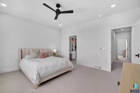 Bedroom - 48259 263rd St, Brandon, SD 57005 photo 17 of 20