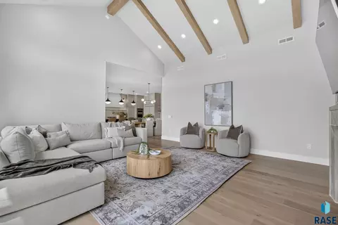 Living - 48259 263rd St, Brandon, SD 57005 photo 4 of 4