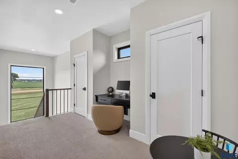 Entry Way - 48259 263rd St, Brandon, SD 57005 photo 11 of 11