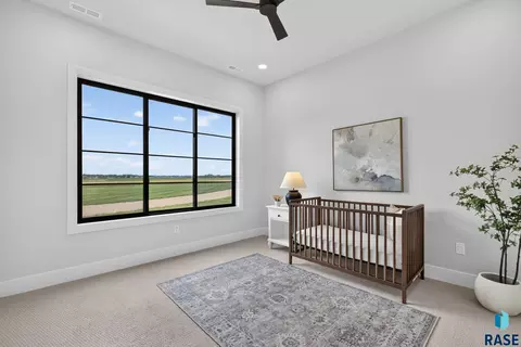 Bedroom - 48259 263rd St, Brandon, SD 57005 photo 5 of 20