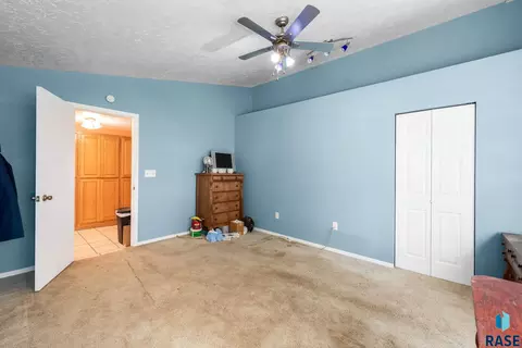 Bedroom - 27935 480th Ave, Canton, SD 57013 photo 9 of 9