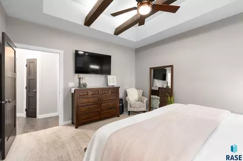 Bedroom - 309 S Dockside Cir, Sioux Falls, SD 57107 photo 2 of 7