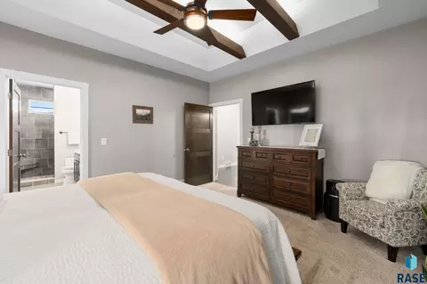 Bedroom - 309 S Dockside Cir, Sioux Falls, SD 57107 photo 3 of 7