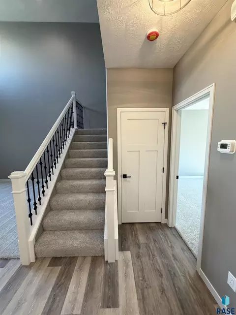 5115 E 67th St, Sioux Falls, SD 57108 photo 9