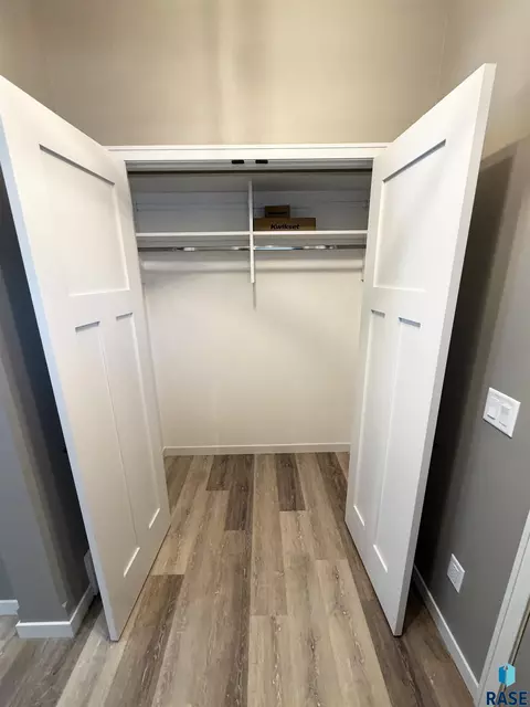5115 E 67th St, Sioux Falls, SD 57108 photo 3