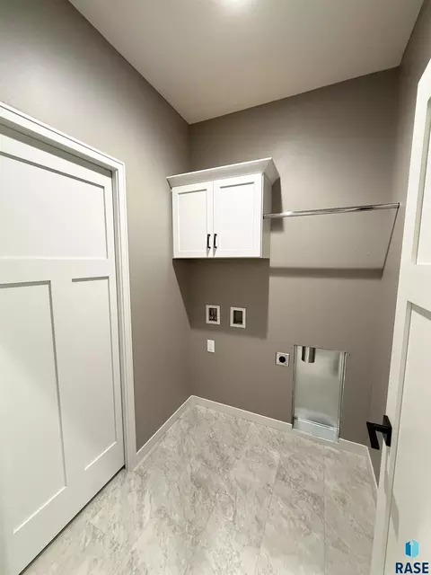 5115 E 67th St, Sioux Falls, SD 57108 photo 12