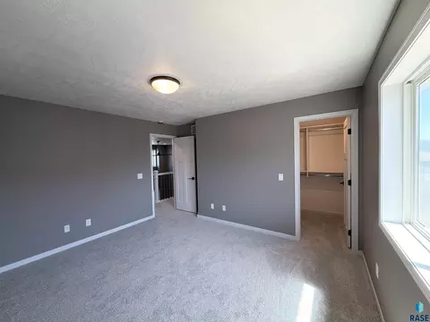 5115 E 67th St, Sioux Falls, SD 57108 photo 15