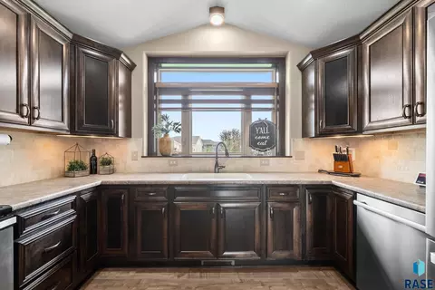 6717 Dugout Ln, Sioux Falls, SD 57110 photo 10