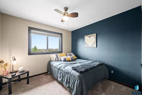 6717 Dugout Ln, Sioux Falls, SD 57110 photo 14