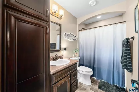 6717 Dugout Ln, Sioux Falls, SD 57110 photo 19