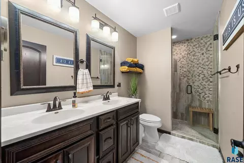 6717 Dugout Ln, Sioux Falls, SD 57110 photo 13