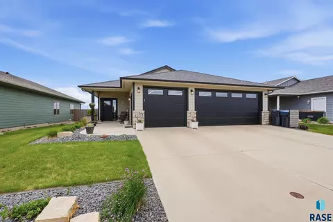 217 Devitt Dr, Harrisburg, SD 57032 photo 44