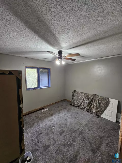 Bedroom - 47790 309th Ave, Alcester, SD 57001 photo 1 of 3