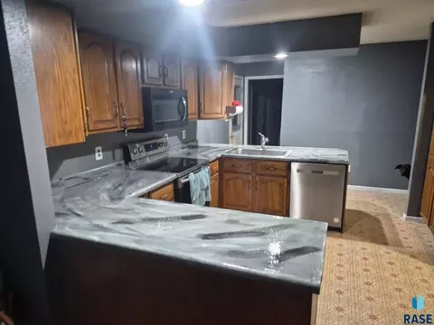 Kitchen - 47790 309th Ave, Alcester, SD 57001 photo 4 of 4