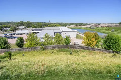 View/Area - N Archer Dr, Sioux Falls, SD 57103 photo 1 of 1