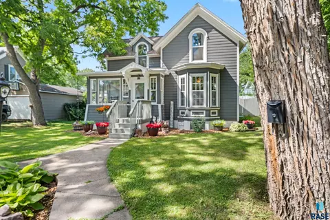 Other - 410 E 6th St, Dell Rapids, SD 57022 photo 1 of 6