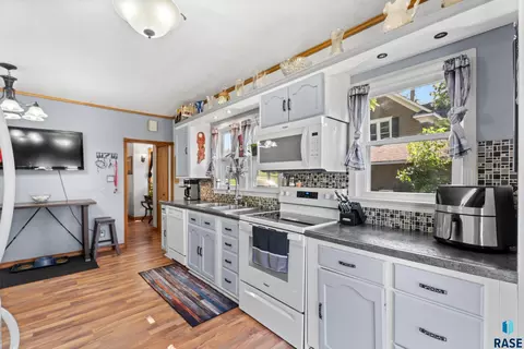 Kitchen - 410 E 6th St, Dell Rapids, SD 57022 photo 1 of 2