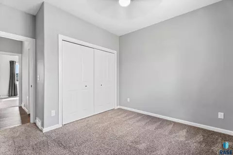 Bedroom - 505 Meadow St, Baltic, SD 57003 photo 8 of 12
