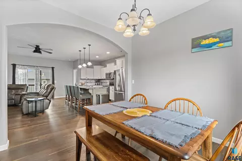 Dining - 505 Meadow St, Baltic, SD 57003 photo 3 of 3