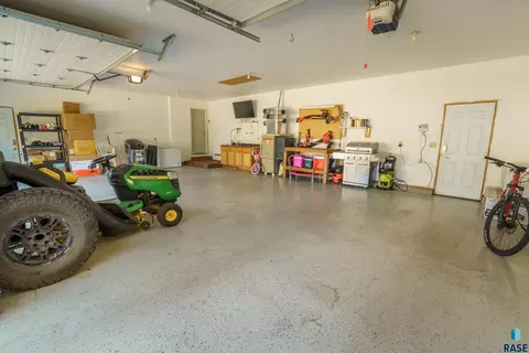 Other - 1920 E Tracy Ln, Sioux Falls, SD 57103 photo 9 of 9