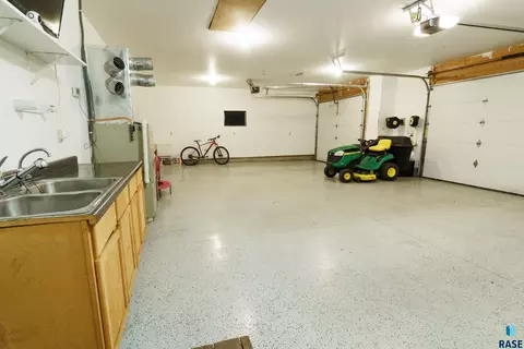 Other - 1920 E Tracy Ln, Sioux Falls, SD 57103 photo 6 of 9